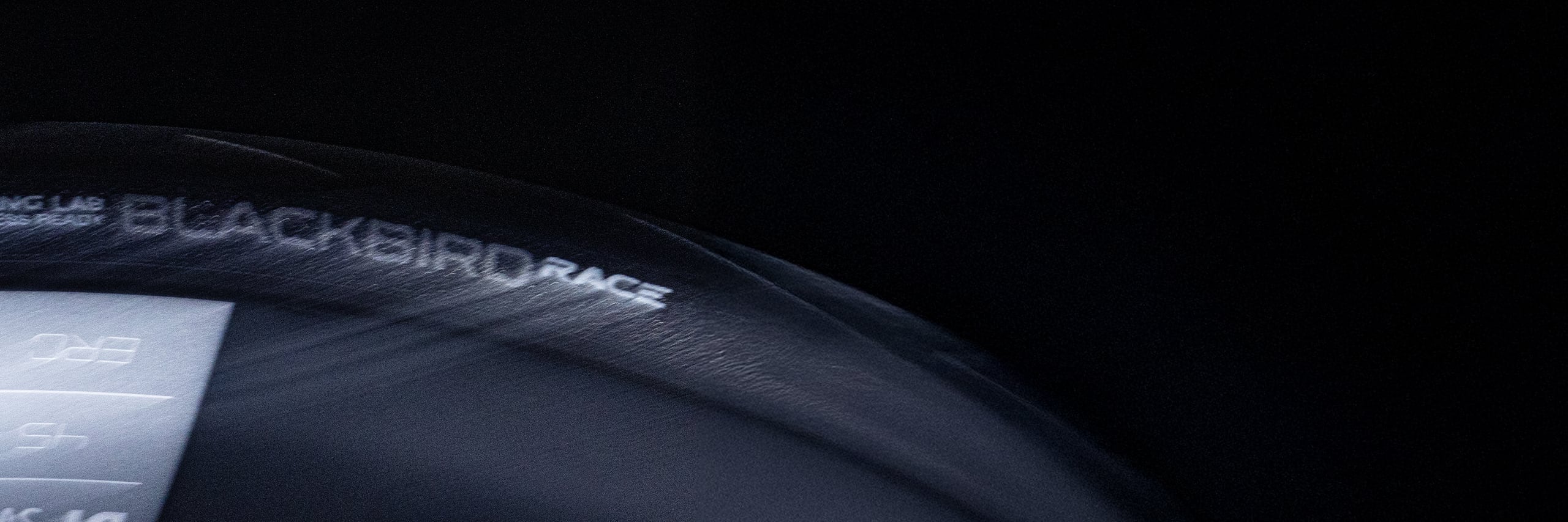 hutchinson-blackbird-slider-desktop_0ce7ac29-24f1-4108-9b56-c217b5c8d4b6